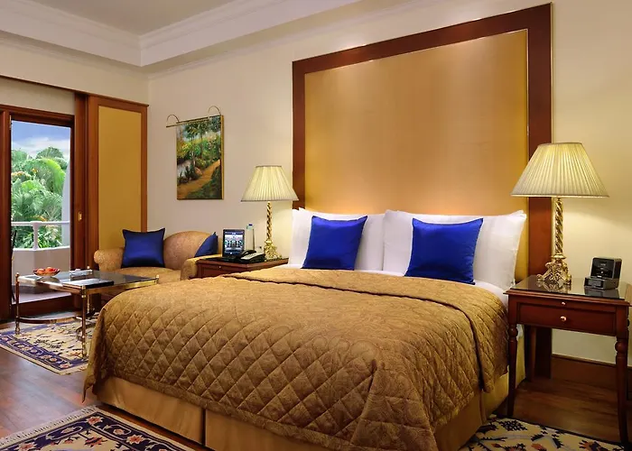 Premier King Room